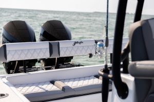 Yellowfin 26 Hybrid Center Console Fishing Boat