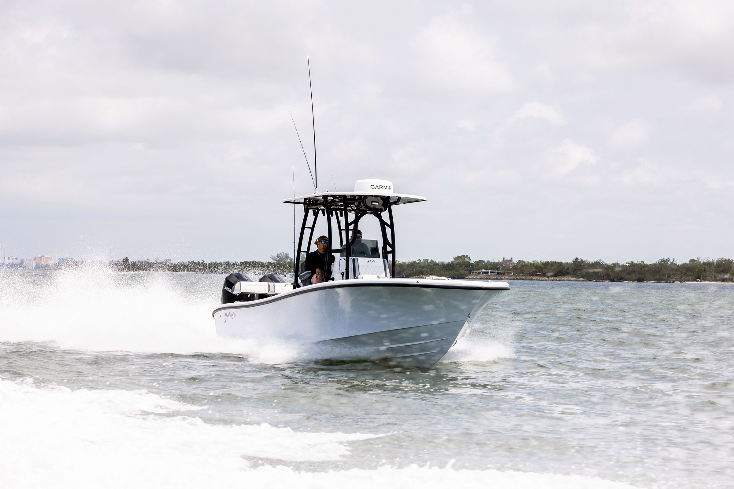 Build your Yellowfin 26 Hybrid Center Console Fishing Boat