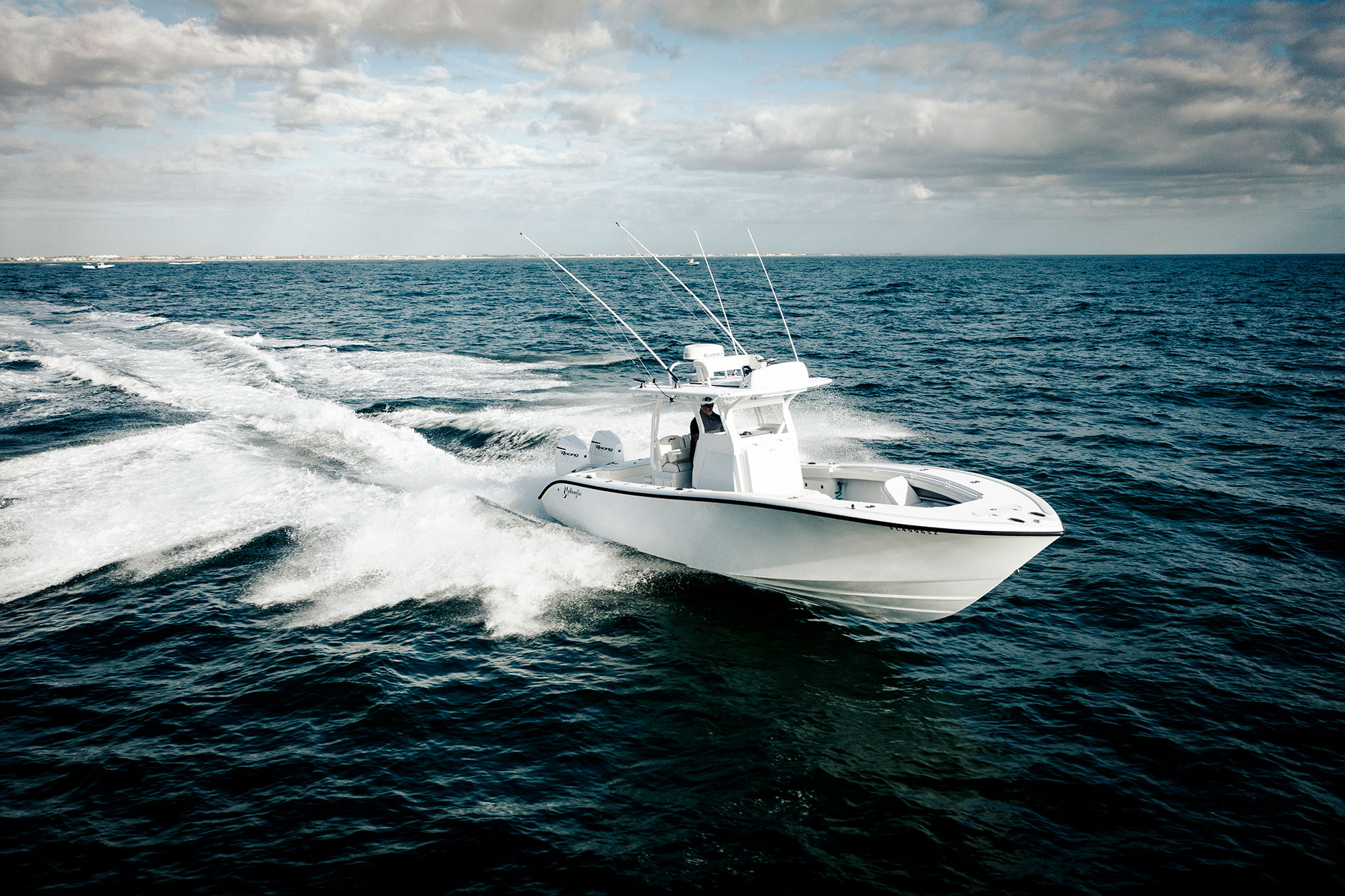 Yellowfin 32 Center Console Fishing Boat
