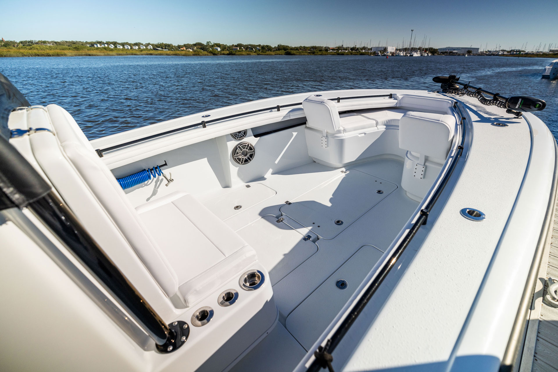 Yellowfin 32 Center Console Fishing Boat