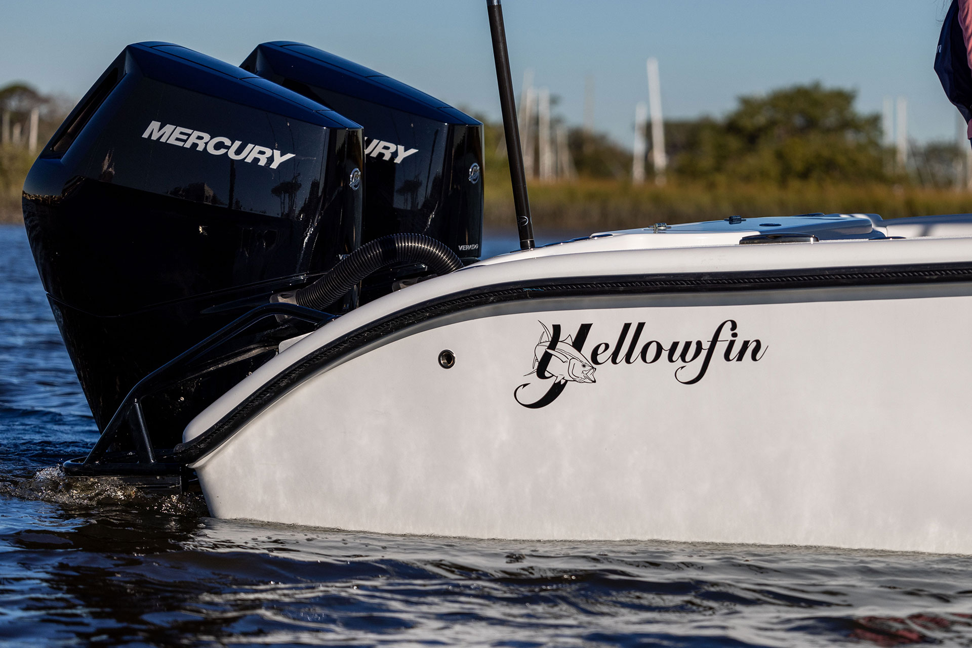 Yellowfin 32 Center Console Fishing Boat
