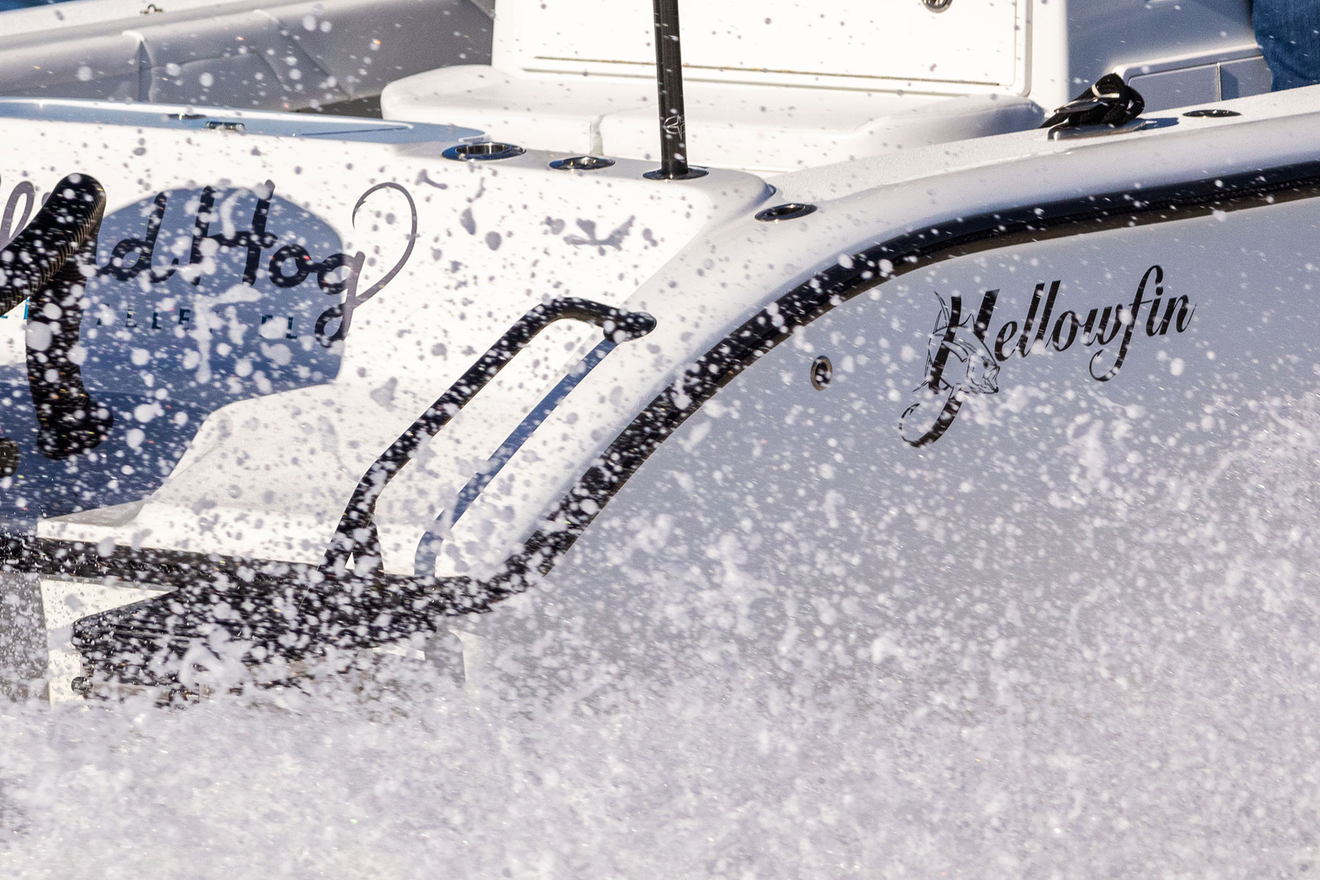 Yellowfin 32 Center Console Fishing Boat