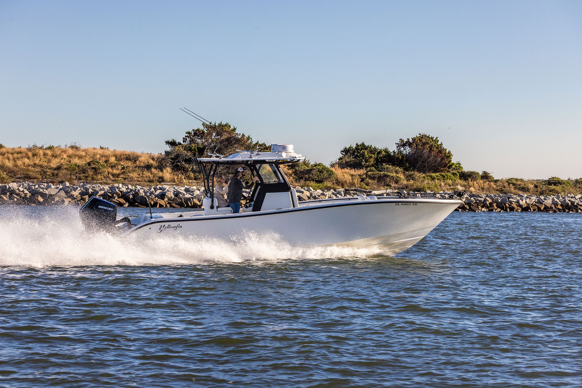 Yellowfin 32 Center Console Fishing Boat