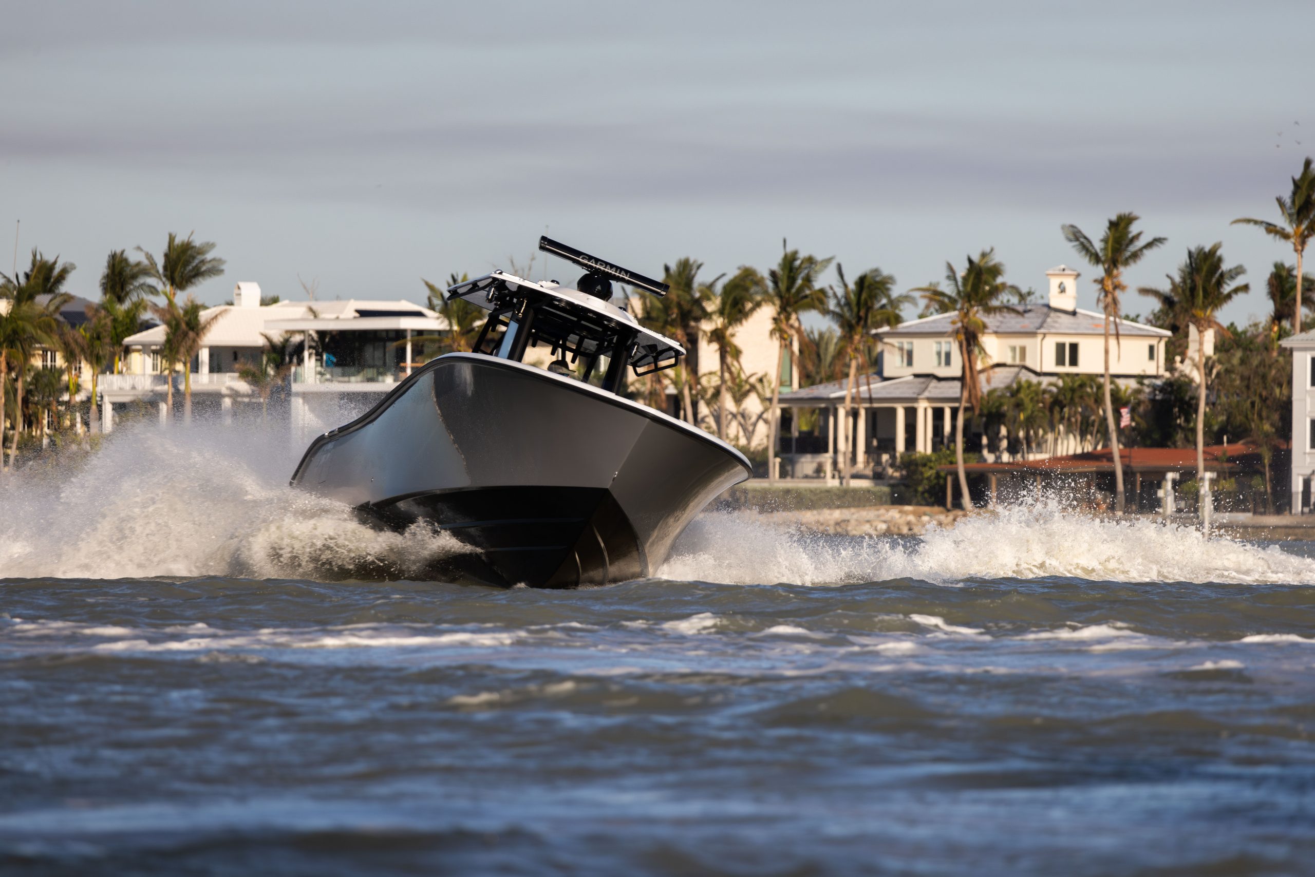 front shot of 36 offshore showing the hull
