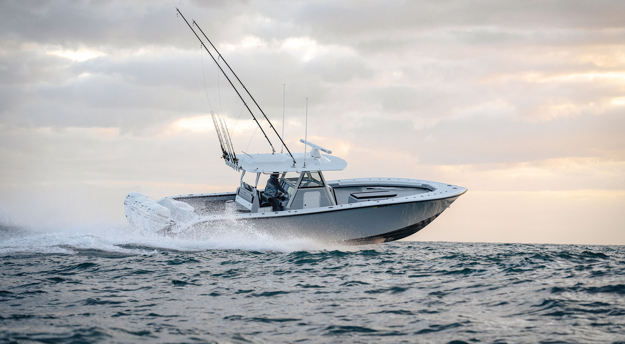Yellowfin 39 Offshore Center Console Fishing Boat